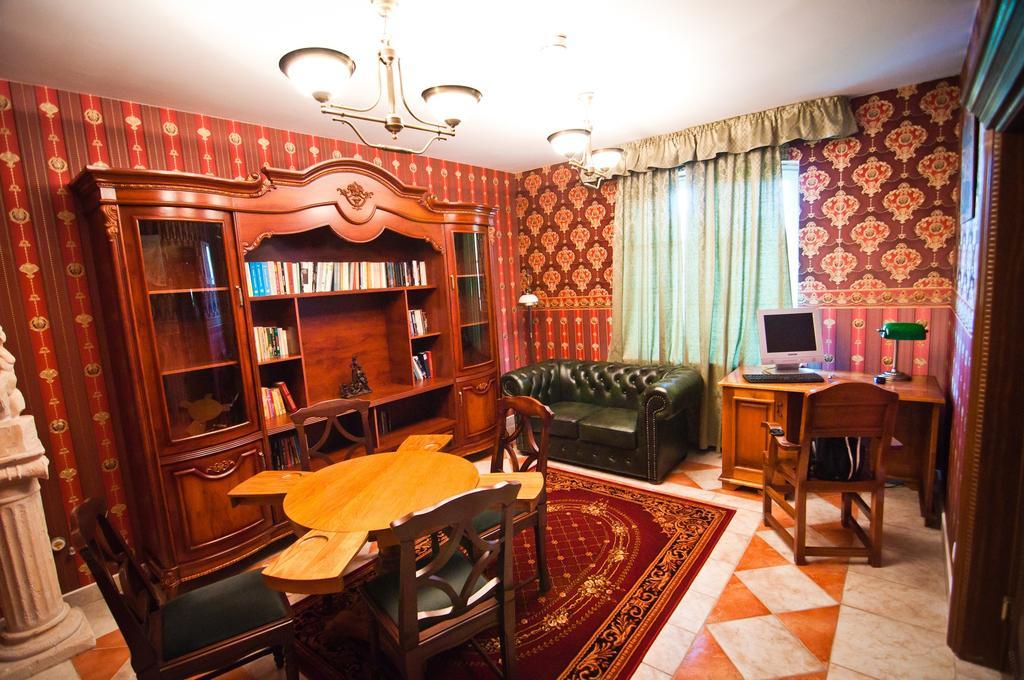 Hotel Mazurski Dworek Mikołajki Eksteriør bilde